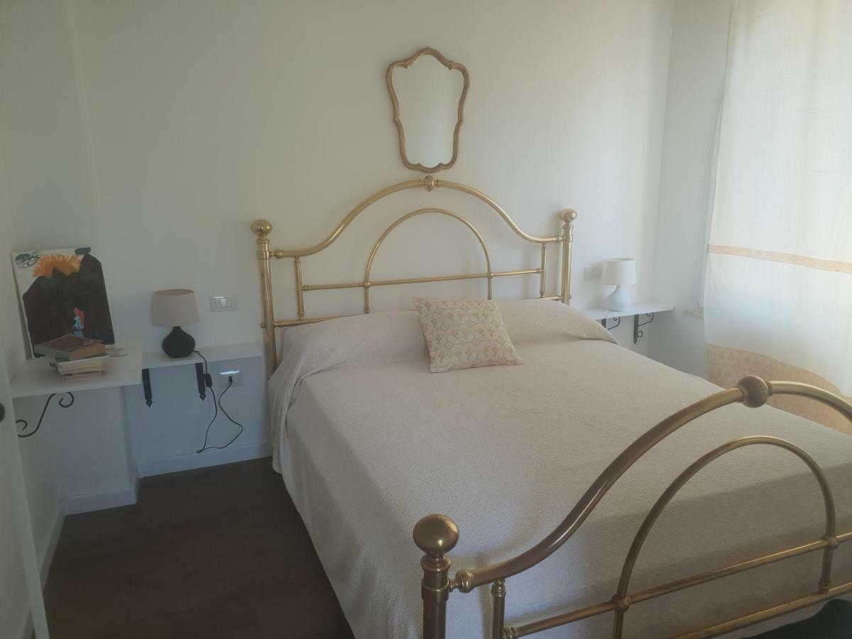 Villa Renzo E Lucia Sant Isidoro  Eksteriør bilde
