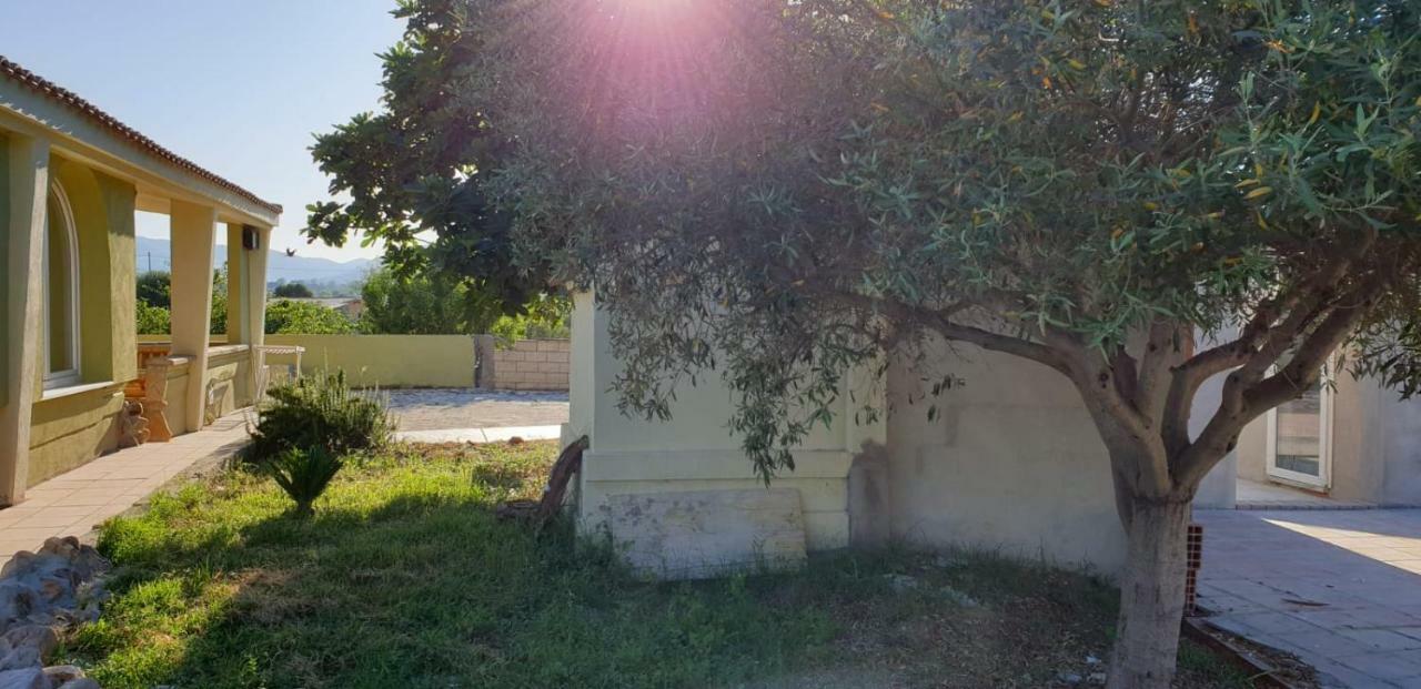 Villa Renzo E Lucia Sant Isidoro  Eksteriør bilde