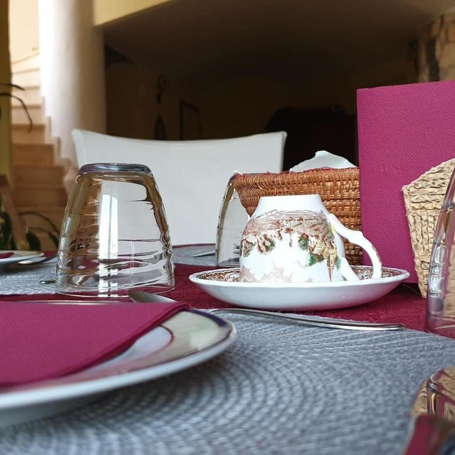 Villa Renzo E Lucia Sant Isidoro  Eksteriør bilde